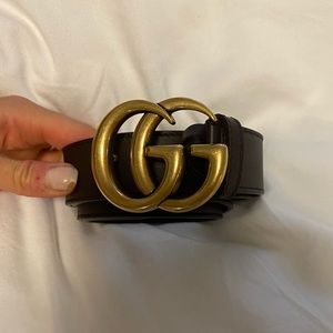 GUCCI LEATHER BELT WITH DOUBLE G BUCKLE